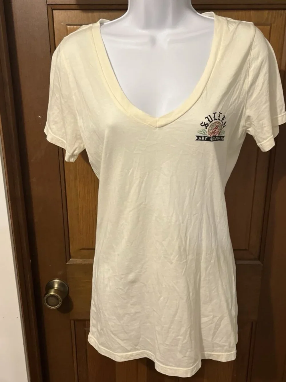 Sullen Art Collective Short Sleeve Shirt Beige  Rose Graphic - Picture 4 of 7